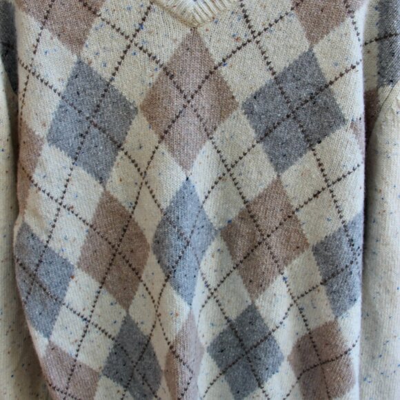 Jos A Banks Sweater size XL - Picture 5 of 6